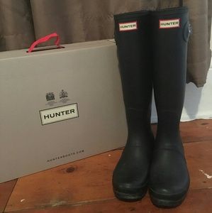 Black Hunter Boots